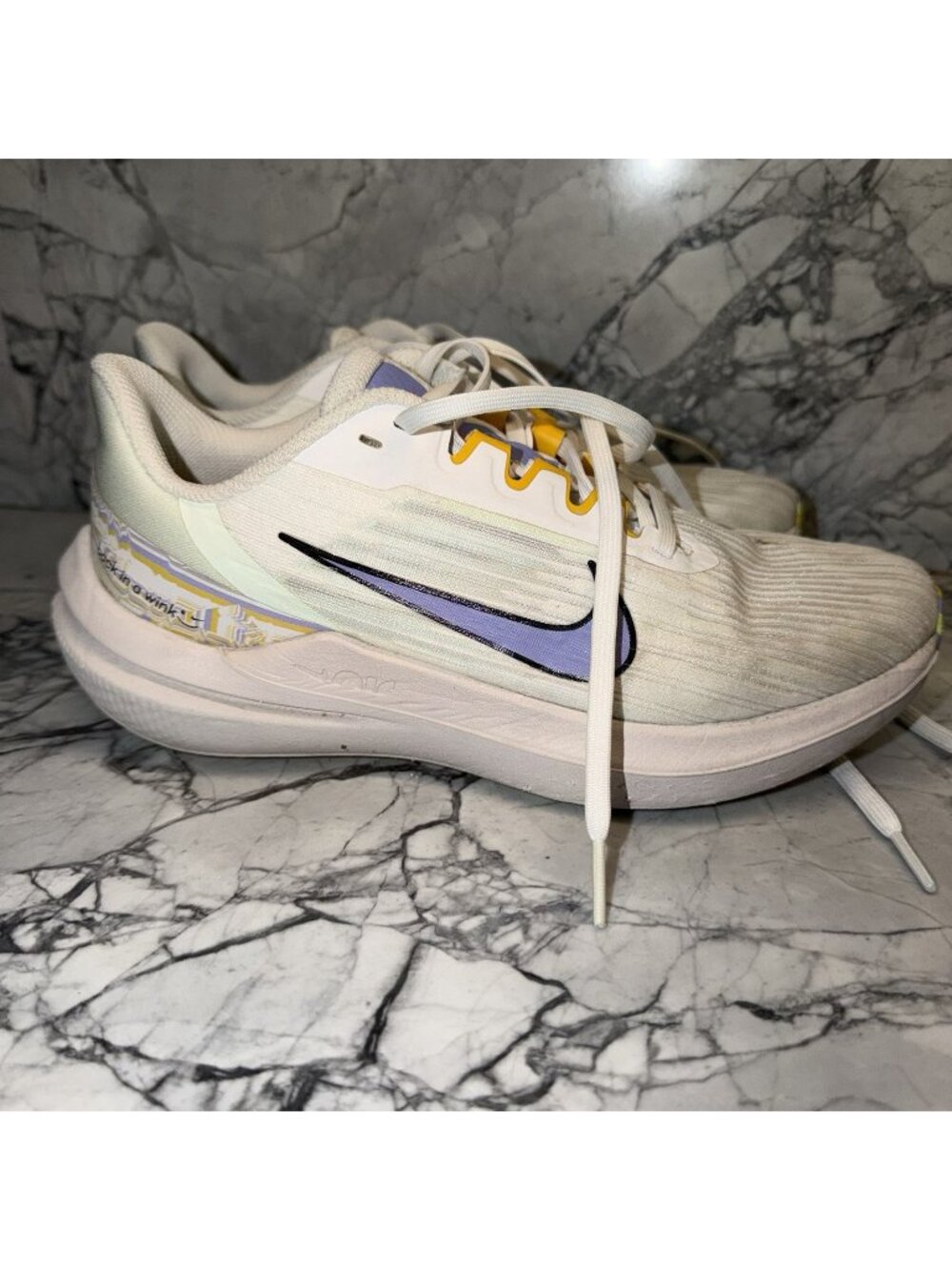 Nike Women's 7.5 Air Winflo 9 Running Shoes Sneaker Size DR8802-100